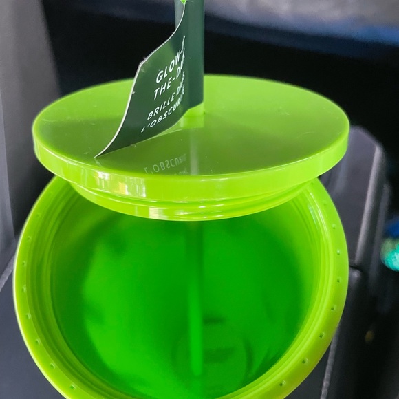 Starbucks Glow in the Dark 2023 Halloween Cup - Picture 2 of 2